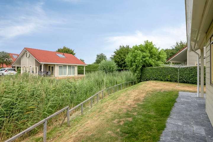 Vrijstaande woning te koop: Veerse Meerdreef 22, Kortgene