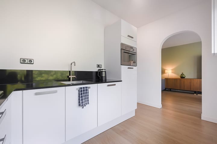 Appartement te koop: Juliana van Stolberglaan 275, 'S-Gravenhage