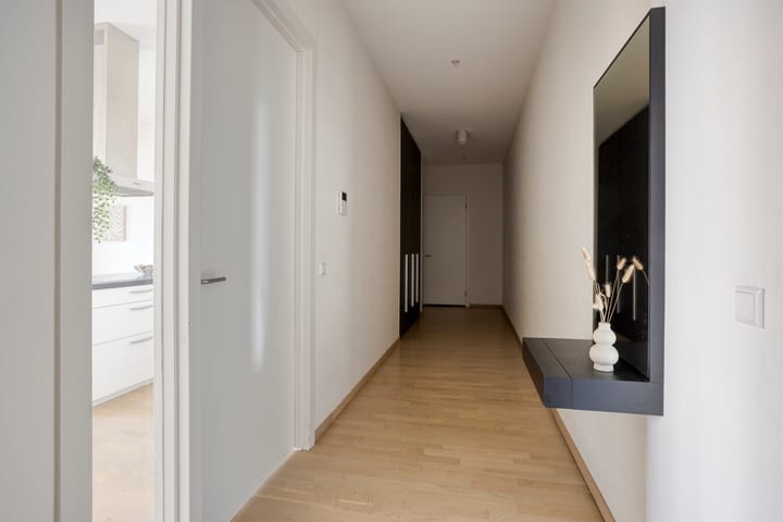 Appartement te koop: Van der Hoevenplein 76, Rotterdam