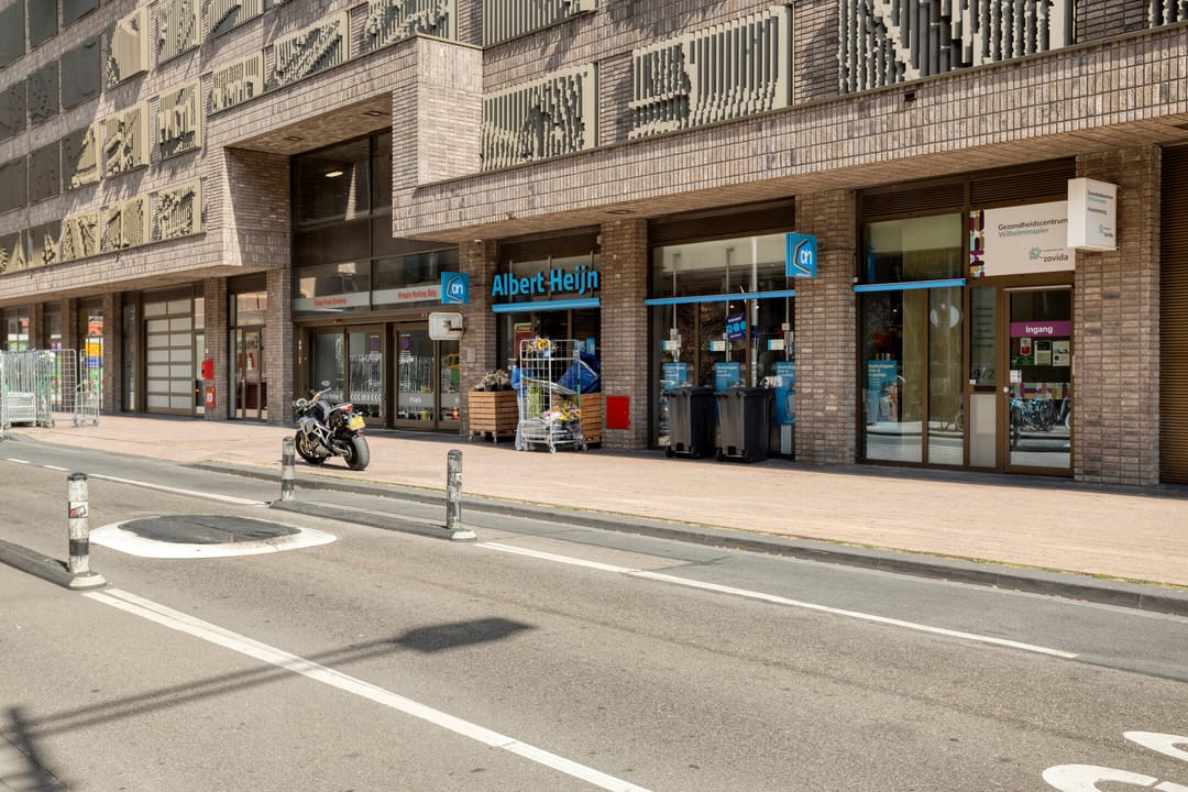 Photo 38 of Van der Hoevenplein 76