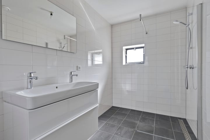 Appartement te huur: Henriette Ronnerstraat 122, Tilburg
