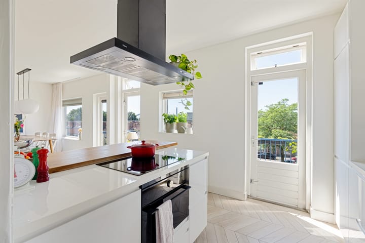 Appartement te koop: Burgemeester Norbruislaan 334, Utrecht