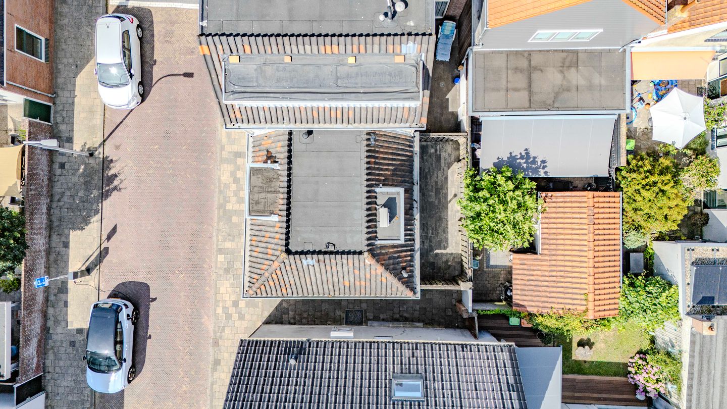 Foto 40 van Roest van Limburgstraat 20-C
