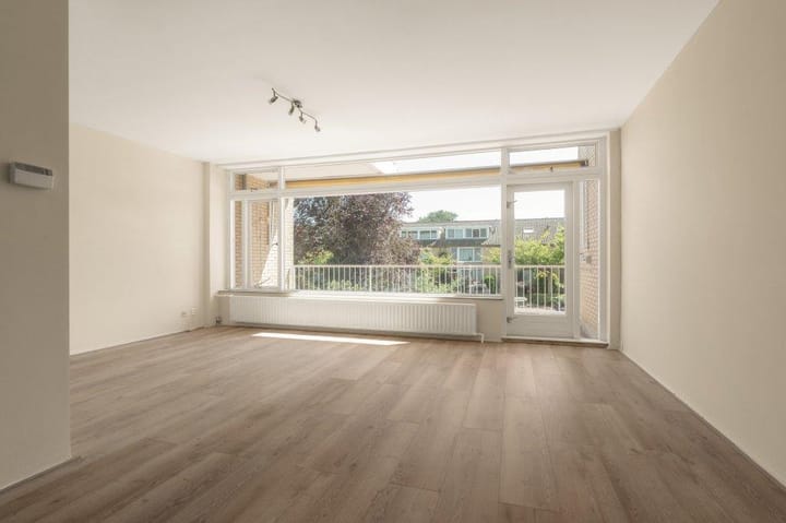 Hoekwoning te huur: Oostelijk Halfrond 96, Amstelveen