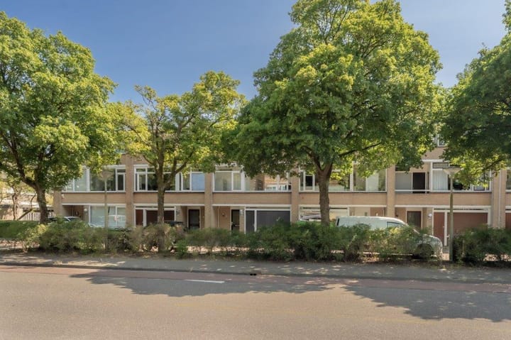 Hoekwoning te huur: Oostelijk Halfrond 96, Amstelveen
