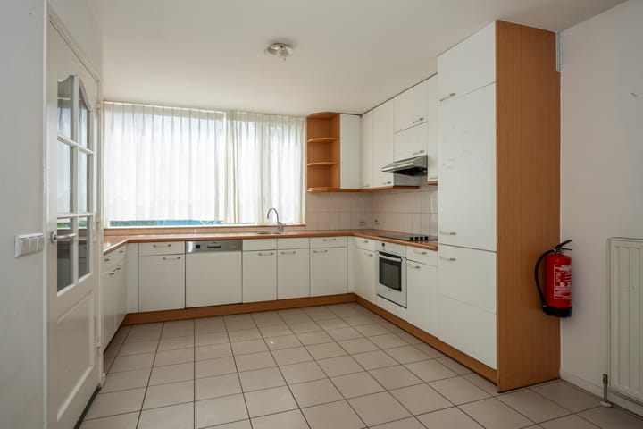 Tussenwoning te koop: Praaglaan 48, Maastricht