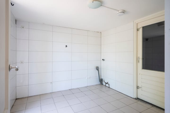 Tussenwoning te koop: Praaglaan 48, Maastricht