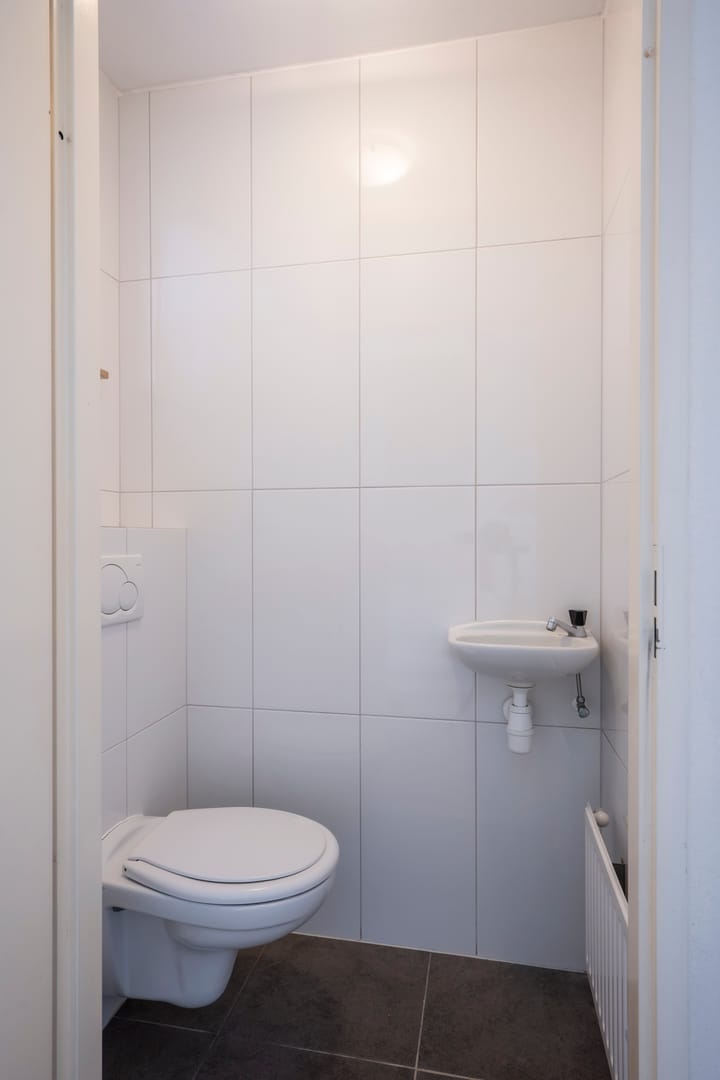 Tussenwoning te koop: Praaglaan 48, Maastricht