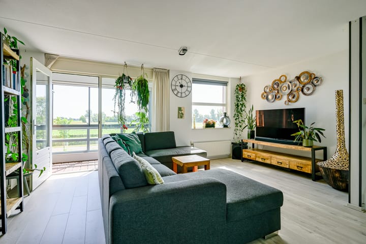 Hoekwoning te koop: de Vaart 33, Schagen