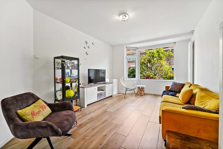 Foto 4 van Loenensestraat 102