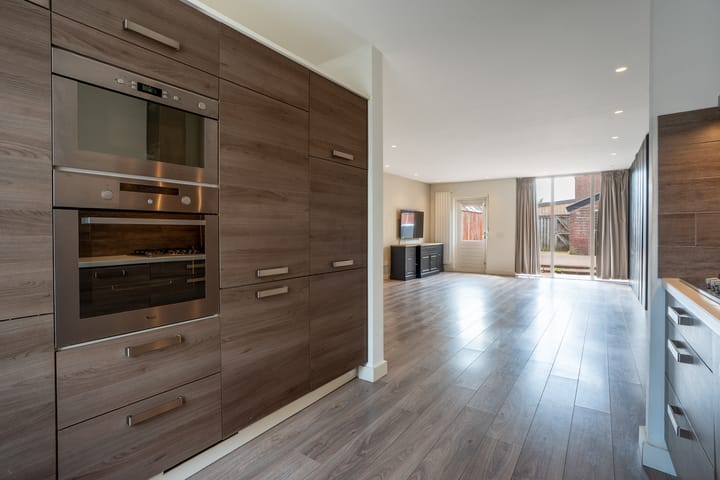Tussenwoning te koop: Sparrenweg 23, Breda