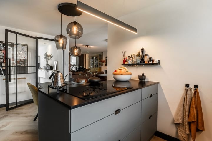 Hoekwoning te koop: Benny Goodmanstraat 31, Almere