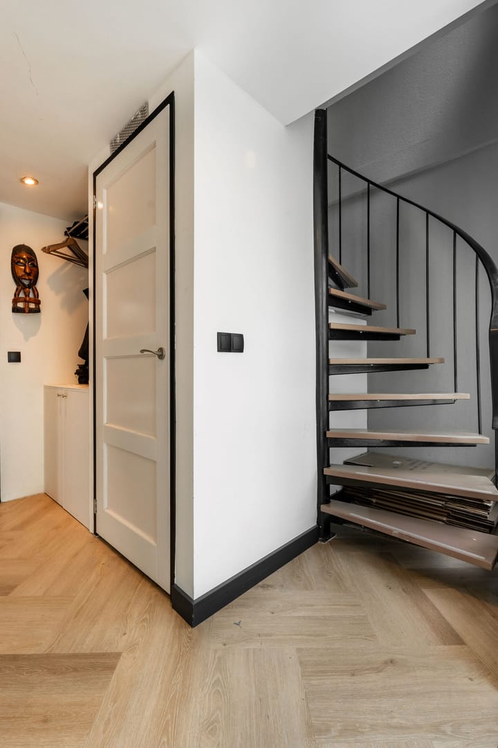 Hoekwoning te koop: Benny Goodmanstraat 31, Almere