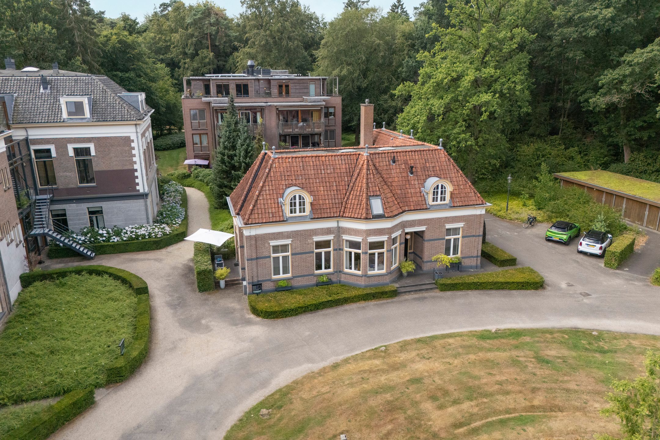 Photo 33 of Badhuislaan 73
