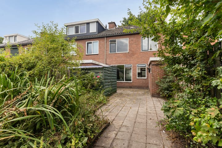 Tussenwoning te koop: Oleanderstraat 37, Hoogeveen