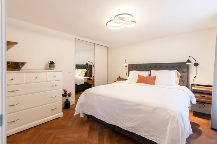 Appartement te huur: Van Tuyll van Serooskerkenweg 110-3, Amsterdam