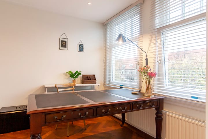 Appartement te huur: Van Tuyll van Serooskerkenweg 110-3, Amsterdam