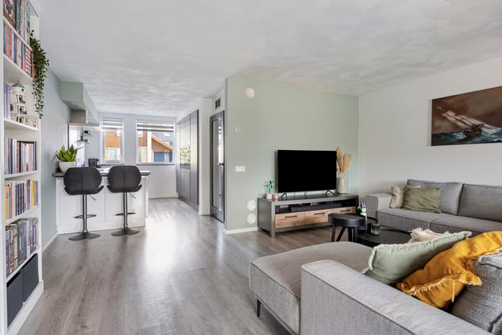 Tussenwoning te koop: Zuring 85, Klazienaveen