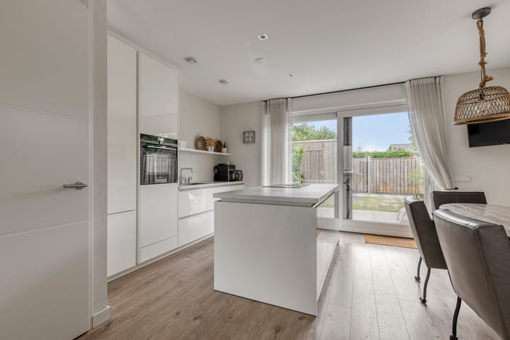 Hoekwoning te koop: Egbert Dekkershof 2, Zeeland