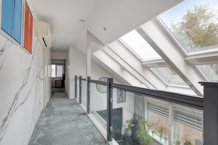 Hoekwoning te koop: Geestweg 62, Roelofarendsveen