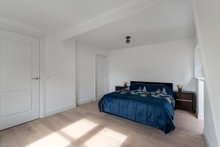 Twee-onder-één-kap te koop: Ruitersweg 74, Hilversum