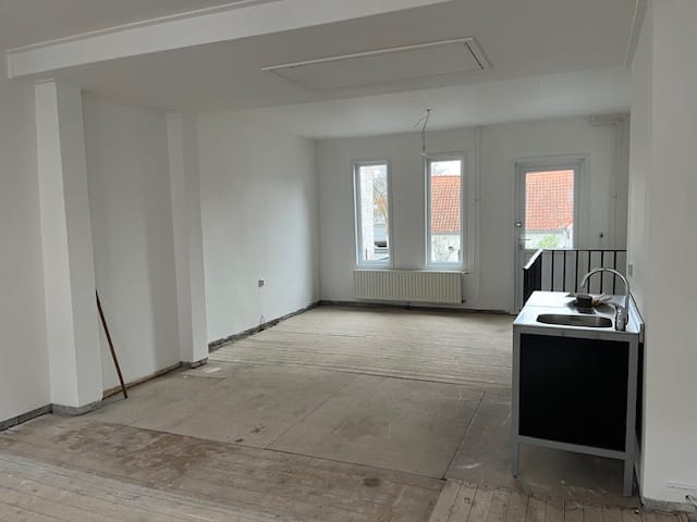 View photo 2 of Steenstraat 18