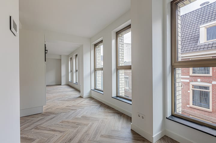 Appartement te huur: Lange Leidsedwarsstraat 70A, Amsterdam