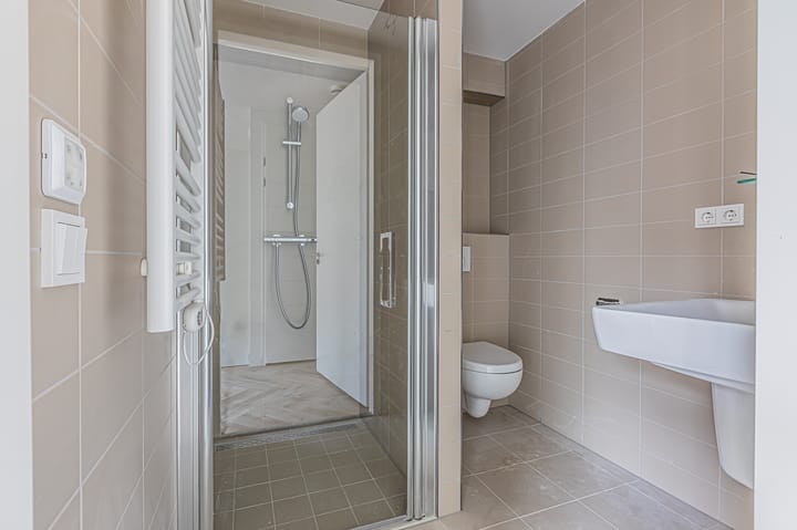 Appartement te huur: Lange Leidsedwarsstraat 70A, Amsterdam