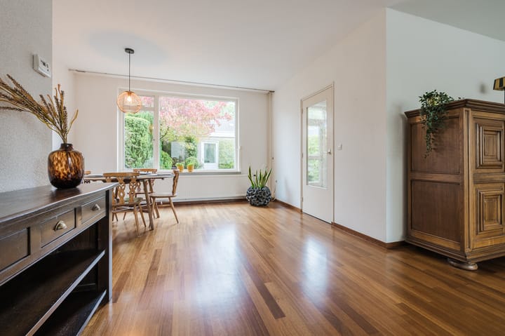 Tussenwoning te koop: Torenberglaan 16, Eindhoven