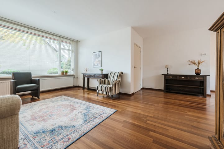 Tussenwoning te koop: Torenberglaan 16, Eindhoven