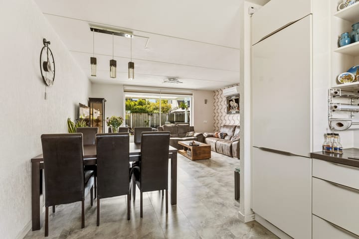 Tussenwoning te koop: Viermorgen 11, Beuningen (Ge)