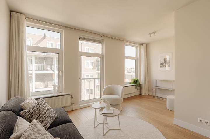Appartement te koop: Jacob van Lennepstraat 229-3, Amsterdam
