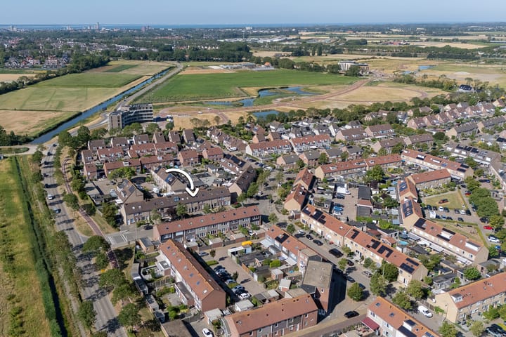 Tussenwoning te koop: Romp 13, Middelburg