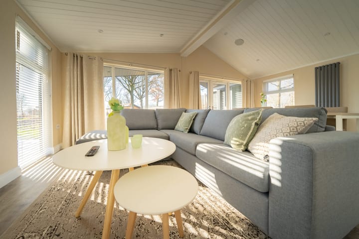 Vrijstaande woning te koop: Spijkweg 15P610, Biddinghuizen