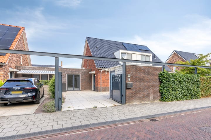 Photo 2 of Touwslagerlaan 25