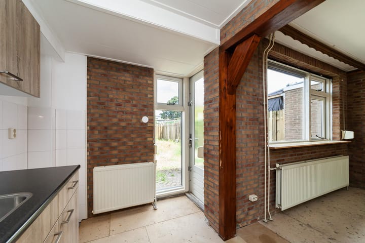 Tussenwoning te koop: Middachtenstraat 78, Nijmegen