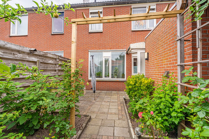Tussenwoning te koop: Olinglaan 3, Onstwedde