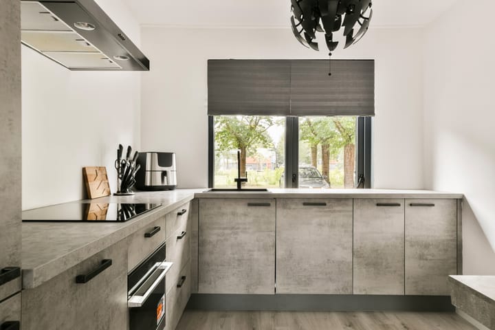Tussenwoning te koop: Siennastraat 213, Almere
