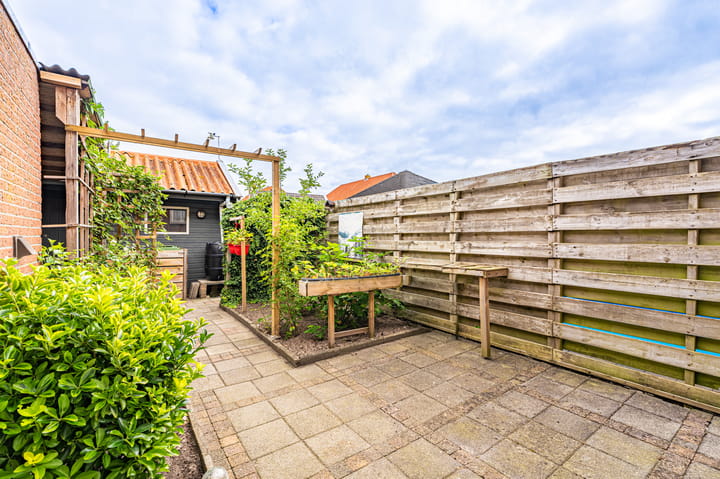 Tussenwoning te koop: Olinglaan 3, Onstwedde