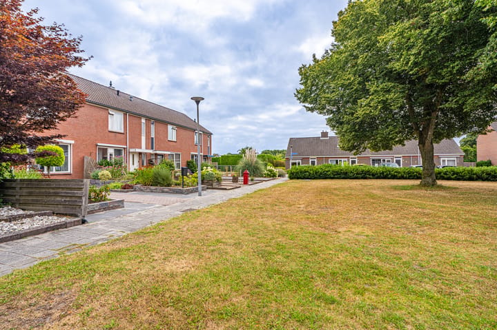 Tussenwoning te koop: Olinglaan 3, Onstwedde