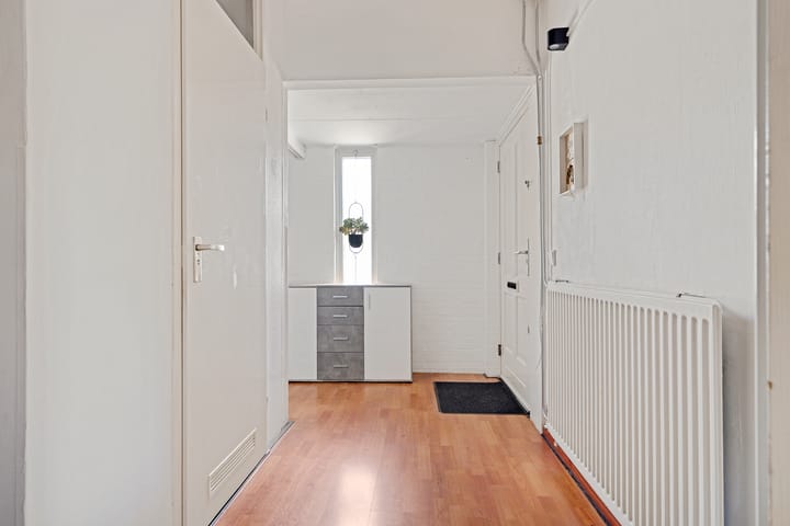 Tussenwoning te koop: Eenhoornplaat 18, Emmeloord