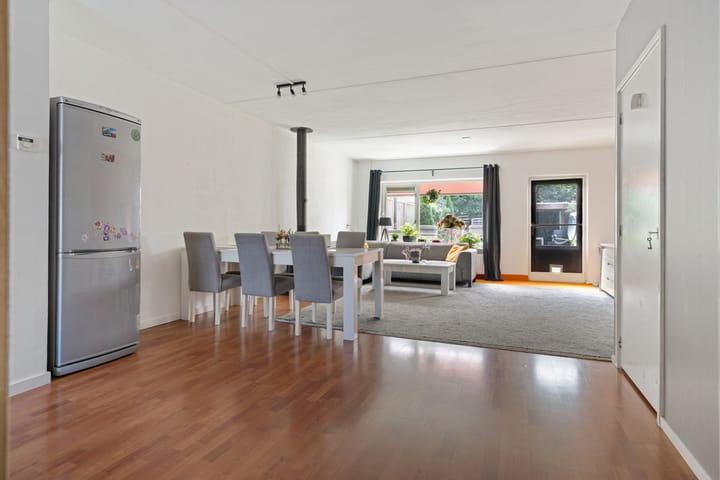 Tussenwoning te koop: Eenhoornplaat 18, Emmeloord