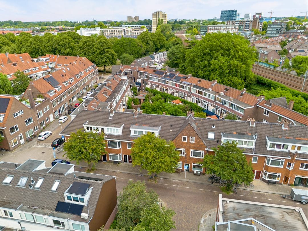 Photo 31 of Esdoornstraat 5