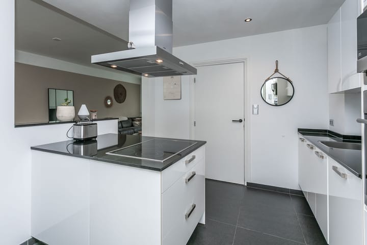 Tussenwoning te koop: Henri Hermansstraat 30, Nuth