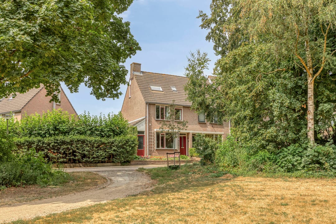 Photo 32 of Zwitserlandstraat 9