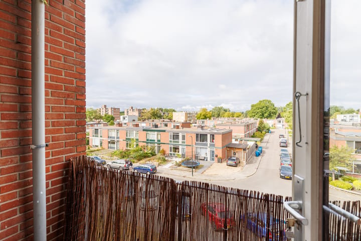 Appartement te koop: IJsselstraat 27, Apeldoorn