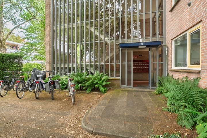 Appartement te koop: Van der Waalsstraat 2II, Wageningen