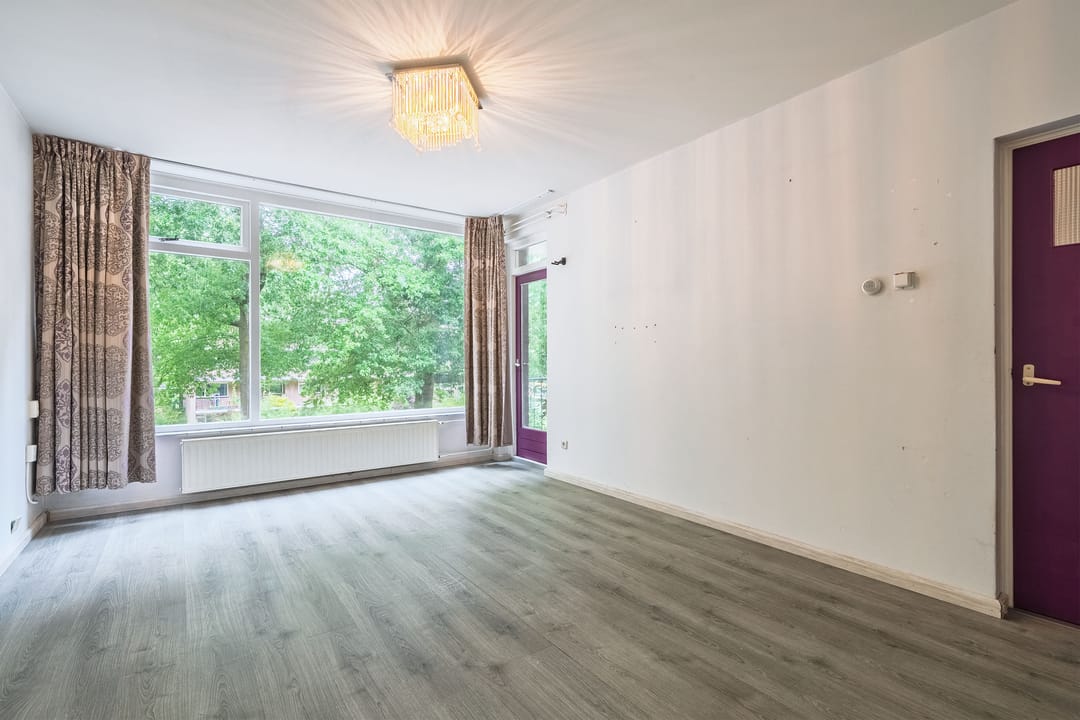 Photo 8 of Van der Waalsstraat 2-II