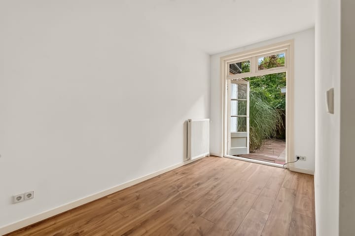 Appartement te koop: Pieter van der Doesstraat 36H, Amsterdam