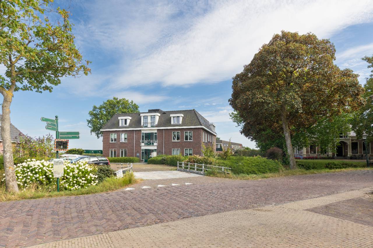 Foto 48 van Dorpsweg 127-C